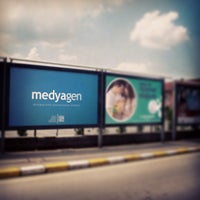 รูปภาพถ่ายที่ medyagen djital โดย Mevlüt Ç. เมื่อ 12/25/2012