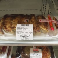 Photo taken at 7-Eleven by Watalu Y. on 9/16/2015