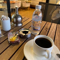 Foto diambil di Cafe Şölen oleh İ _ O. pada 5/28/2023