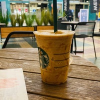 4/28/2022 tarihinde Katleen ⭐️ A.ziyaretçi tarafından Starbucks'de çekilen fotoğraf