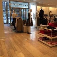 Photo taken at Ann Taylor by Eddie E. on 12/3/2016