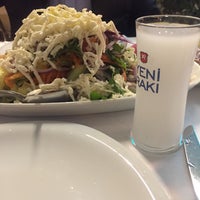 Photo taken at Birinci Kordon Balık Restaurant by İSMAİL B. on 11/29/2016