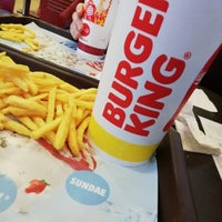 Photo taken at Burger King by Ayşe K. on 9/20/2019