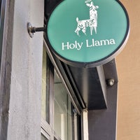 Photo taken at Holy Llama (Immitos) by Ilias C. on 7/24/2022