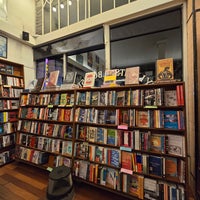 Снимок сделан в City Lights Bookstore пользователем Ilias C. 4/3/2024