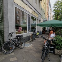 Photo taken at Die Kaffee Privatrösterei by Ilias C. on 8/26/2019