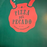 Photo taken at La Pizza del Pecado by Ilias C. on 6/25/2023