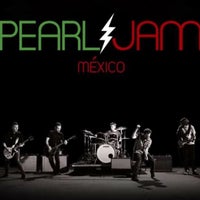 Photo taken at Pearl Jam - Lightning Bolt Mexico 2015 by Edgar G. on 11/29/2015