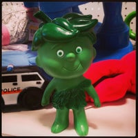 Goodwill Thrift Vintage Store