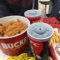 Foto scattata a KFC da Lisa B. il 8/25/2017