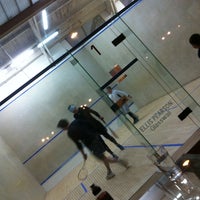 Photo taken at Squash Montmartre by Francis P. on 2/10/2013