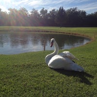 Снимок сделан в Paradise Knolls Golf Course пользователем Sang Ryong L. 10/3/2012