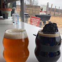 Photo taken at Burnt Marshmallow Brewing and Rudbeckia Winery by Rachel L. on 3/28/2021