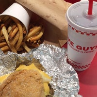 Photo taken at Five Guys by Jorge L. on 7/28/2015