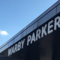 Das Foto wurde bei Warby Parker von Joe R. am 9/17/2017 aufgenommen