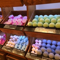 Lush名古屋parco店 名古屋市中区の化粧品店