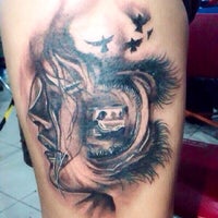 Photo taken at Pets Peralta Tattoo by Peralta T. on 11/3/2014