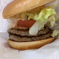 Photo taken at MOS Burger by shidocchi on 2/6/2022