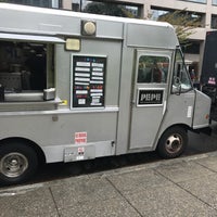 Foto scattata a Pepe Food Truck [José Andrés] da Sean H. il 8/13/2019