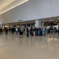 Photo taken at CLEAR Terminal 2 by Jody B. on 5/7/2022