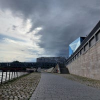Photo taken at Hugo-Preuß-Brücke by Reinhard S. on 8/31/2023