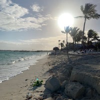 Photo taken at Meliá Nassau Beach by Elizabeth I. on 12/29/2019