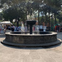 Photo taken at Plaza San Jacinto by Elizabeth I. on 1/12/2019