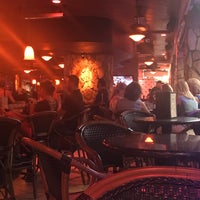 Foto tirada no(a) Blue Martini Lounge por Heather S. em 5/29/2018