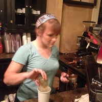 Foto diambil di Midnight Oil Coffeehouse oleh Mark E. pada 9/28/2012