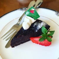 Kaffee Konditorei Y ワイー カフェ