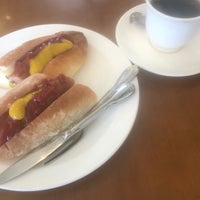 Kaffee Konditorei Y ワイー カフェ