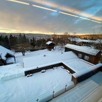 Photo taken at Lysebu Hotell by Vegard K. on 12/15/2022