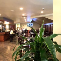 Photo taken at Daily Grill - Burbank Marriott Hotel by Andrew G. on 1/20/2018