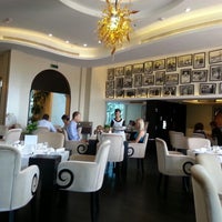 Foto scattata a Italianissimo Restaurant Dubai da Vinod P. il 5/25/2013