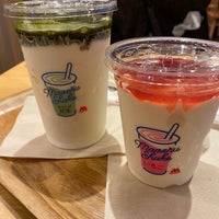 Photo taken at MOS Cafe by ゆきな on 4/2/2022