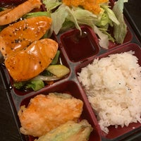 รูปภาพถ่ายที่ Sushi Ai โดย Cindy N. เมื่อ 7/10/2019