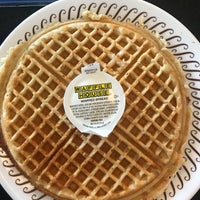 Photo taken at Waffle House by Claudia P. on 8/18/2018