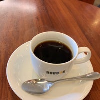 Photo taken at Doutor Coffee Shop by ウ〆 on 9/8/2022