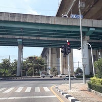 Photo taken at Rama III-Ratchada Junction by Ratsadakorn on 9/26/2018