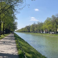 Photo taken at Nymphenburger Kanal by Saydeé on 4/28/2022