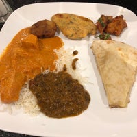 รูปภาพถ่ายที่ Bollywood Grill-Fine Indian Cuisine โดย Chris S. เมื่อ 5/7/2019