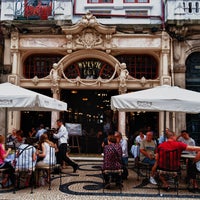 Photo taken at Majestic Café by Turismo E. on 11/9/2012
