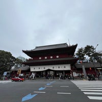 Photo taken at Sangedatsumon Gate by teru on 1/2/2024