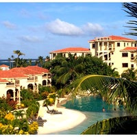 8/17/2012 tarihinde Pooja R.ziyaretçi tarafından Coco Beach Resort'de çekilen fotoğraf