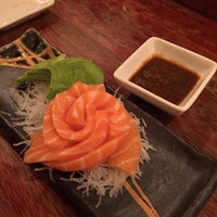 Photo taken at Tanoshii Mike&amp;#39;s Sushi by Chikki M. on 9/7/2017