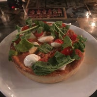 5/19/2019 tarihinde Pablo V.ziyaretçi tarafından Stromboli Deep Dish Pizza'de çekilen fotoğraf