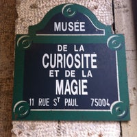 Photo taken at Musée de la Magie by nana L. on 10/7/2012