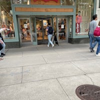 Photo taken at Levi&amp;#39;s Store by Brian L. on 6/11/2022