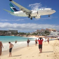 Maho Beach
