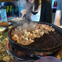Das Foto wurde bei Hae Jang Chon Korean BBQ Restaurant von Jen am 3/3/2013 aufgenommen